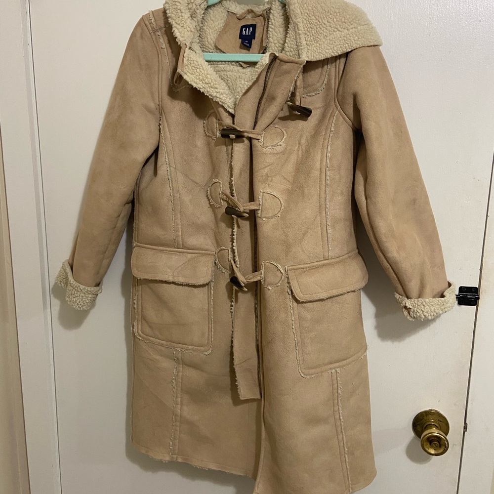 GAP Beige Toggle faux suade  Coat with Shearling Trim size medium